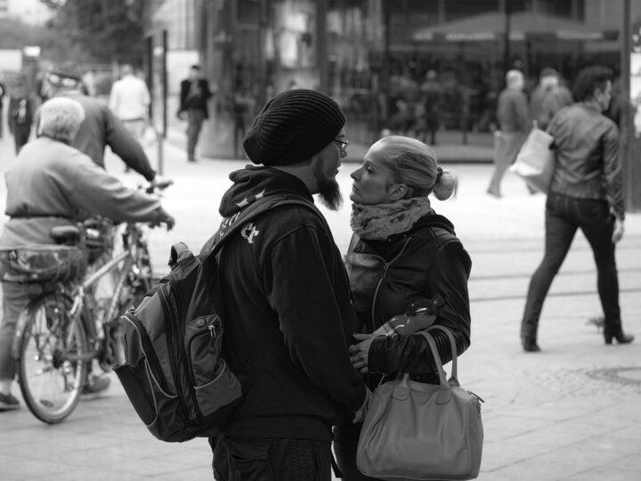 O que o casal pode aprender com Sadraque, Mesaque e Abednego?  