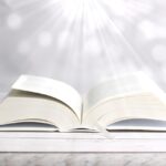 estudo de atos 5, biblia, biblia aberta, imagem da biblia