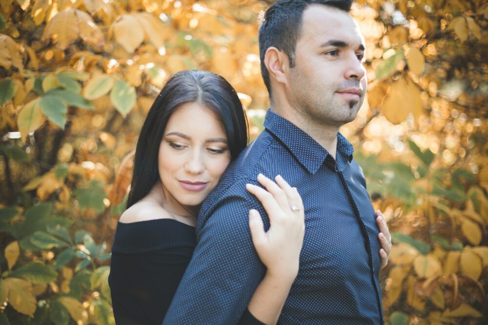 genesis 24, casal feliz, casal bonito, casal alegre, casamento feliz