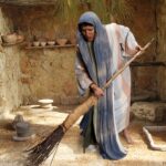 lucas 15 8 a dracma perdida mulher procurando moeda